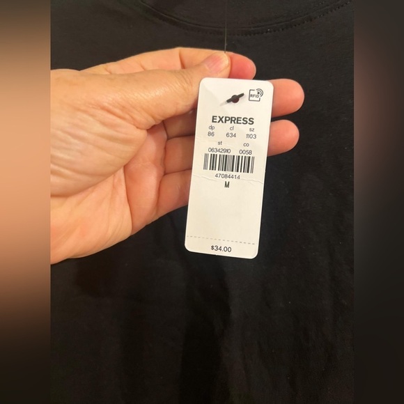 NWT Crew Neck Short Sleeve Cropped
Boyfriend Tee size M - Picture 4 of 8